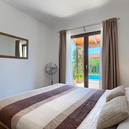 House Leticia By Istrialux Villa Valbandon